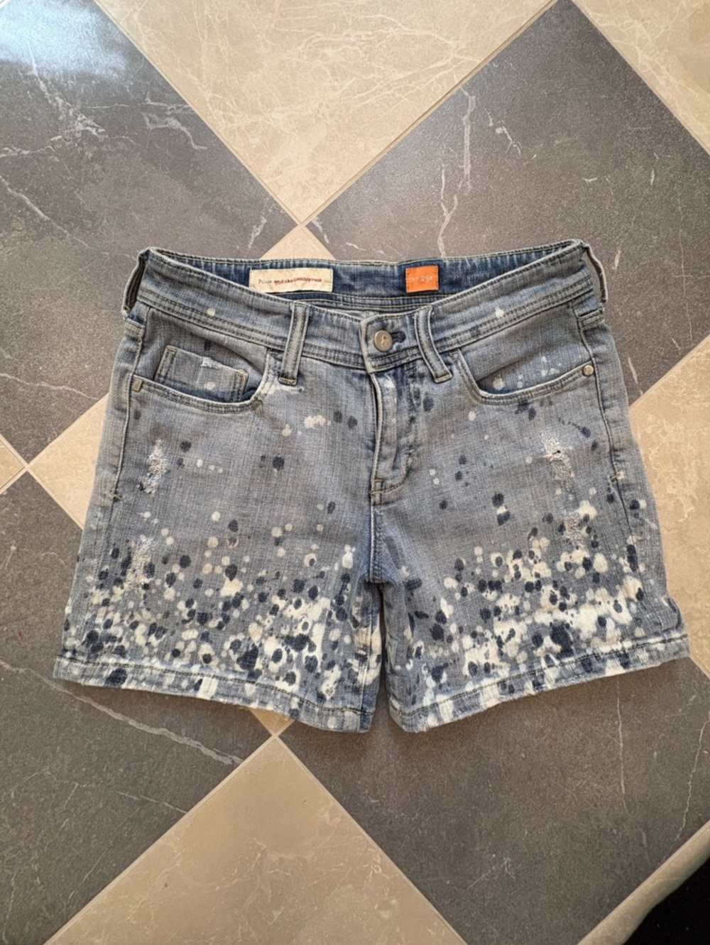 Pilcro and the Letterpress Splatter Denim Jean Shorts size 25